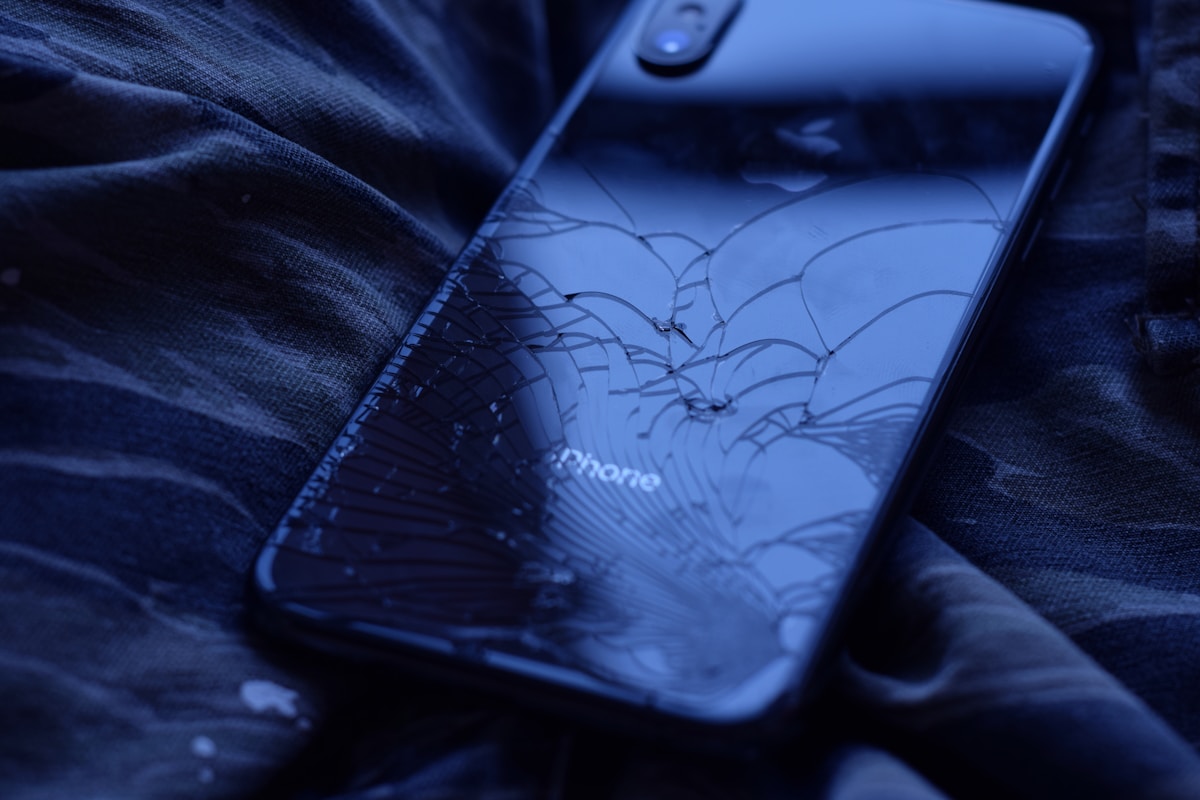 Sell Your Cracked iPhone Screen and Still Get Cash